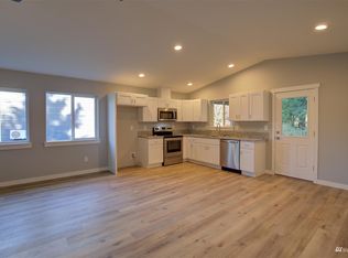 415 Centaurus Ave SW, Ocean Shores, WA 98569