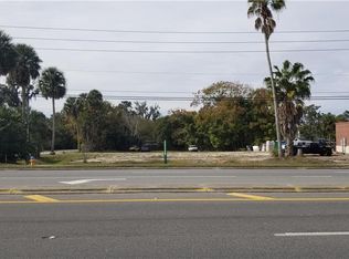 1102 N Woodland Blvd, Deland, FL 32720