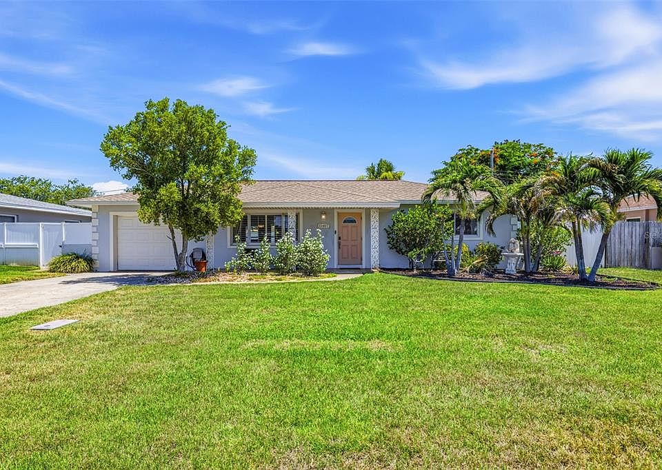 1st image of 11407 61ST AVENUE