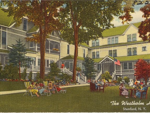 3rd image of 136 W Main St