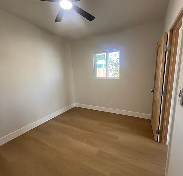 2869 Ridgeway Dr — Photo 18