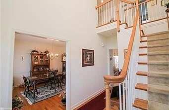 4th image of 4461 Loraine Ln