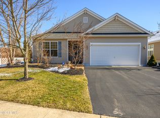 74 Kingston Dr, Jackson, NJ 08527