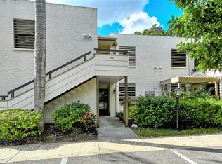 745 Oakview Dr #745, Bradenton, FL 34210
