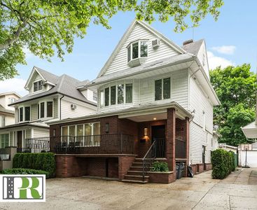 1104 E 18th St, Brooklyn, NY, 11230