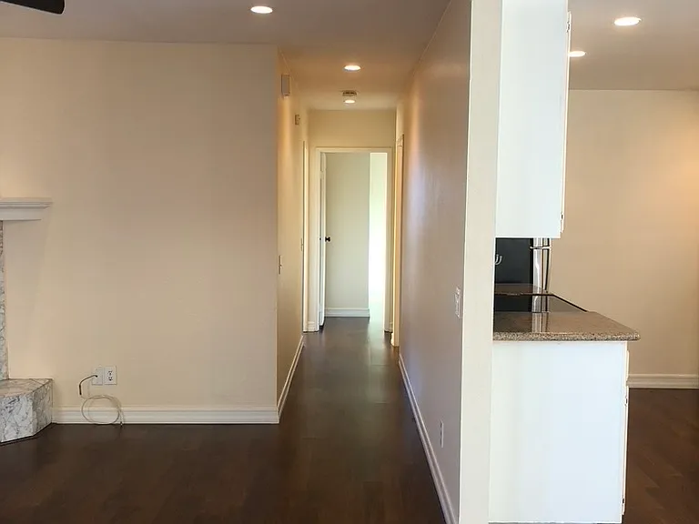 5828 Riley St — Photo 10