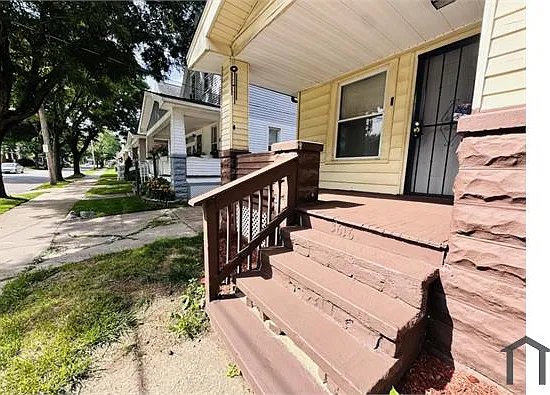 5 bed, 1634 sqft, $1,750 — Photo 3