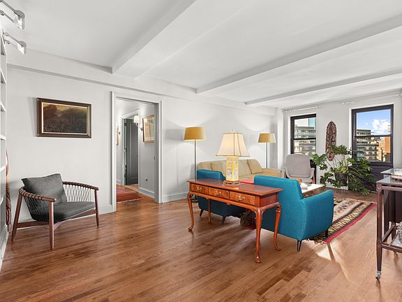 3rd image of 300 W 23rd St #18IJ