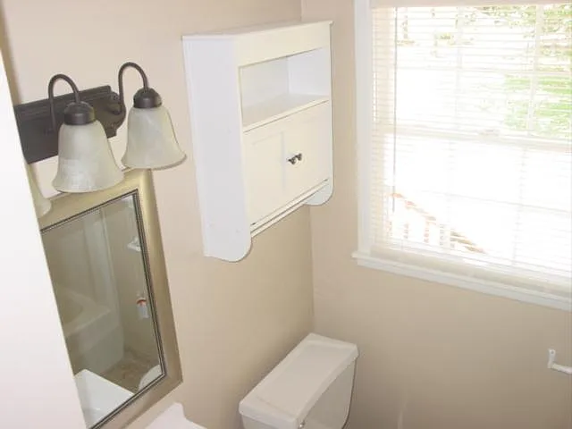 600 Larry Dr — Photo 15