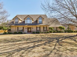 8914 Ravenswood Rd, Granbury, TX 76049