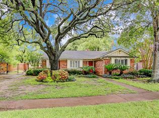 5118 Rutherglenn Dr, Houston, TX 77096