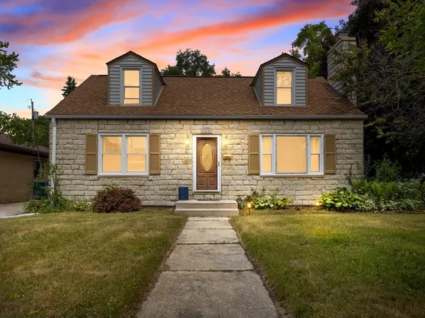 704 West La Salle AVENUE, Glendale, WI 53209