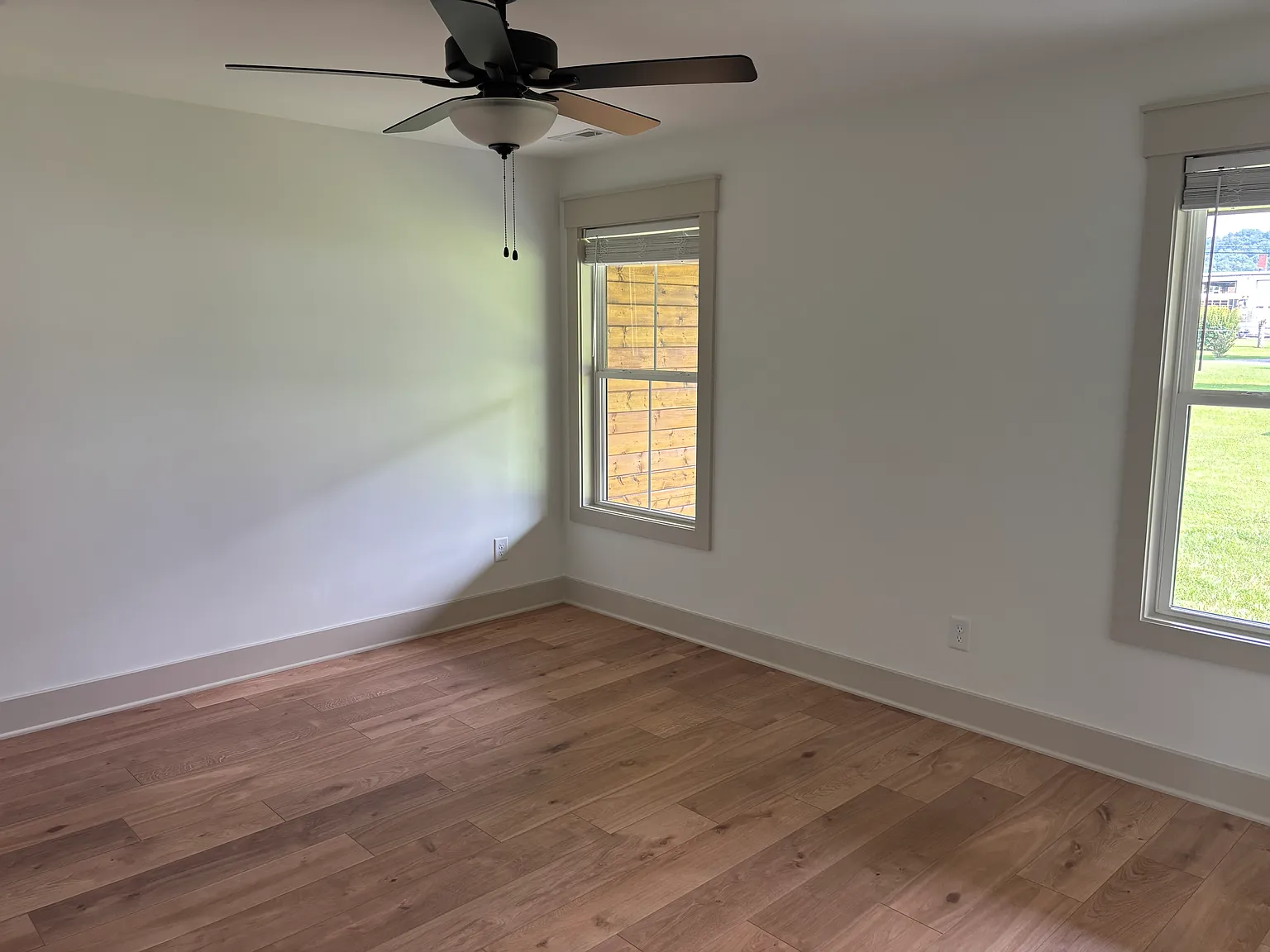 3 bed, 1500 sqft, $2,000 — Photo 1