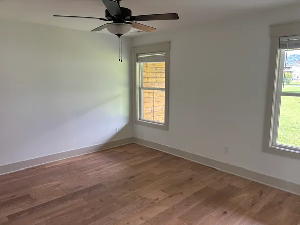 111 Lambdin Rd, Andersonville, TN 37705