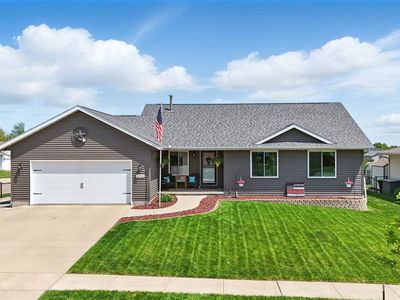 655 S 22nd St, Marion, IA, 52302