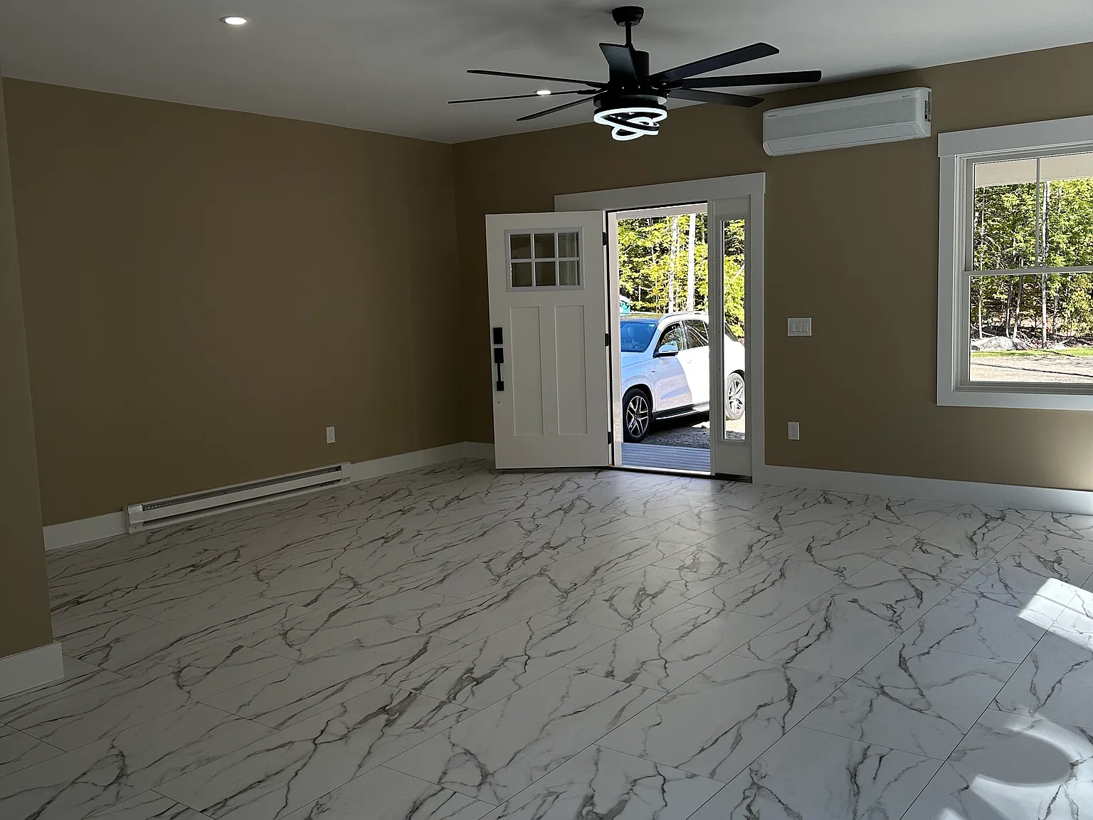 3 bed, 2700 sqft, $3,200 — Photo 3