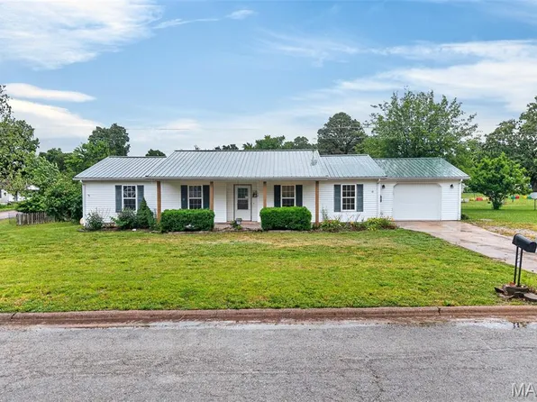 810 Mildred St, Richland, MO 65556