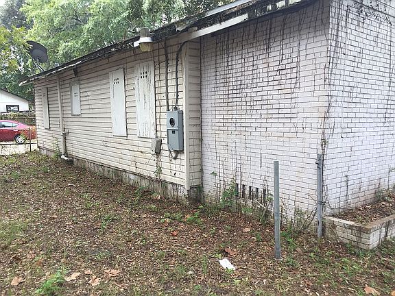 5th image of 1532 W 22nd St