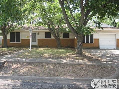 1st image of 2518 Mears Dr