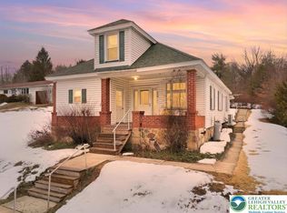 558 Mahoning Dr E, Lehighton, PA 18235