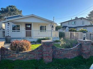 855 Maple St, Pacific Grove, CA 93950