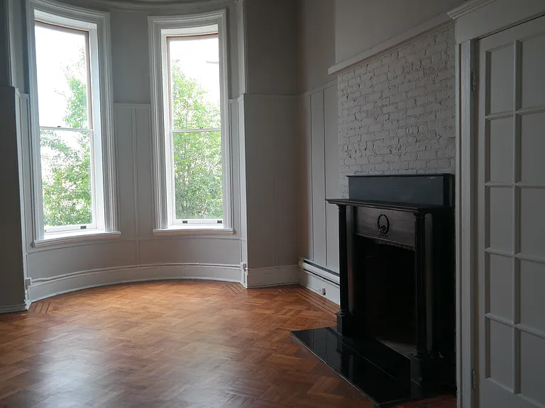 For Rent: Urban Luxury at 914 N. Charles St Your City Lifestyle Awaits! — Photo 41