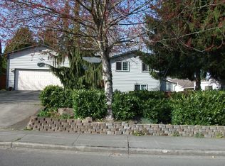 7324 NE 192nd St, Kenmore, WA 98028
