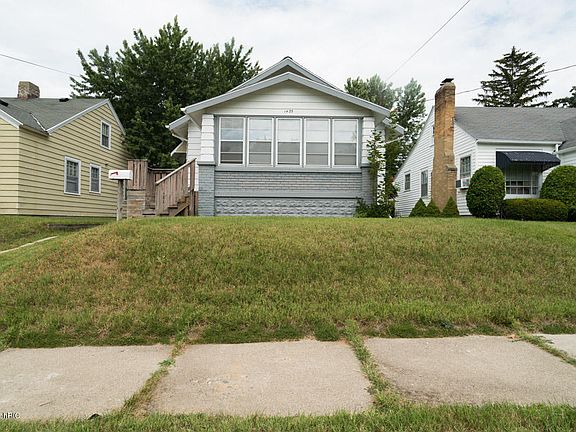 5th image of 1435 Elliott St SE