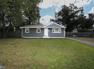 435 Timberline Dr, Mount Laurel, NJ 08054