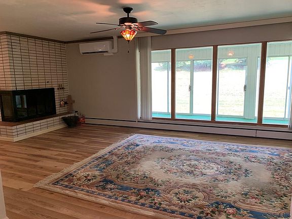4th image of 2803 Somerset Ave