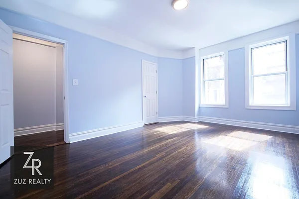 Rented by Zuz Realty | media 30