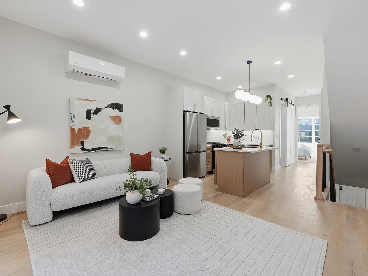2 bed, $2,600 — Photo 3
