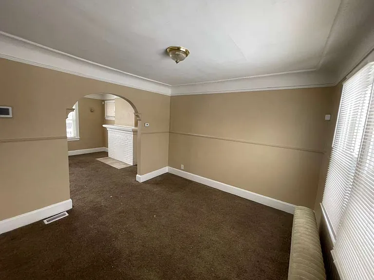 13620 Kentucky St — Photo 3