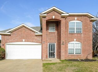 7325 Moon Ridge Ct, Fort Worth, TX 76133