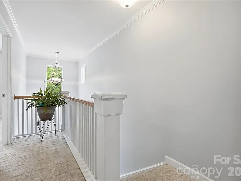 19512 Topgallant Dr — Photo 28