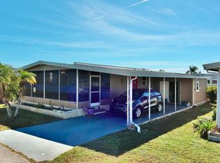 495 Hillcrest Ln, Ellenton, FL 34222