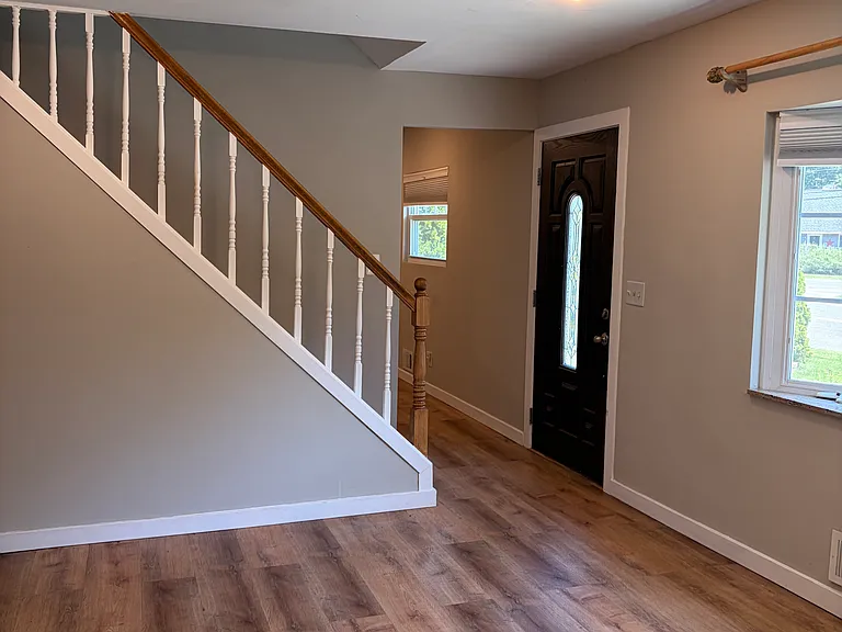 Dawn Dr — Photo 2