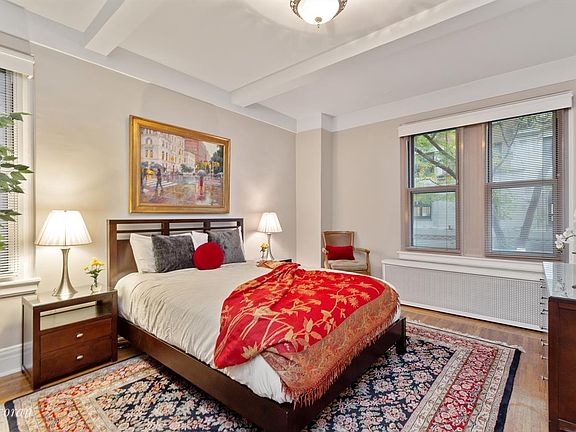 5th image of 215 W 75th St APT 2C