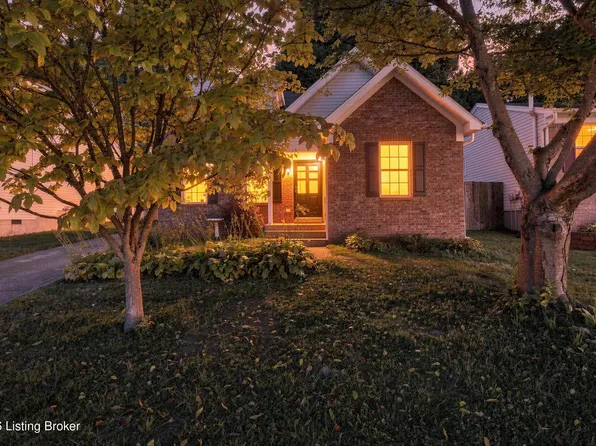9008 Sagebrush Ct, Louisville, KY 40228