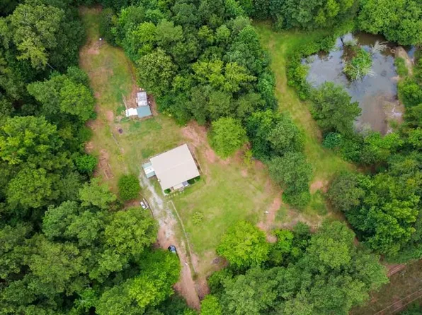 25 Elizabeth Dr, Senoia, GA 30276