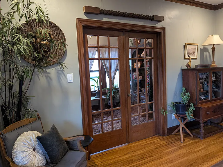 1434 S Frisco Ave — Photo 8