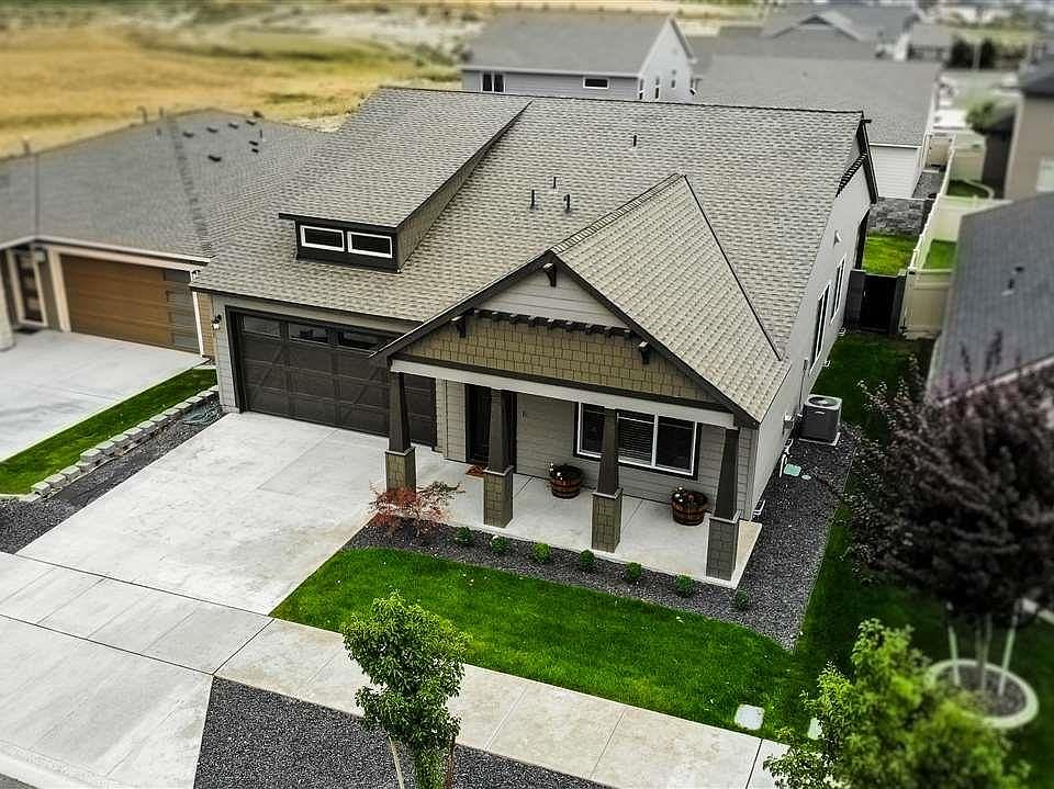 1st image of 4453 Corvina St