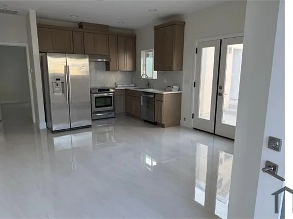 6104 Modoc Rd, Westminster, CA 92683