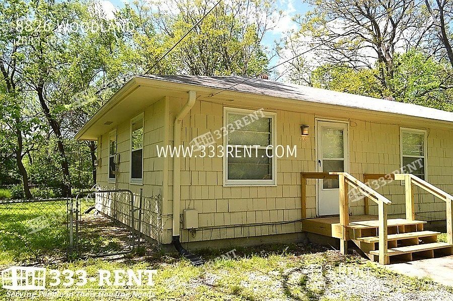 1st image of 8826 Woodland Ave