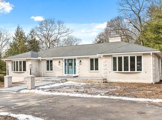 23 Olde Village Dr, Winchester, MA 01890