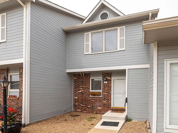 2nd image of 101 S Rock Rd APT 2