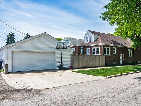 5th image of 5043 N Marmora Ave