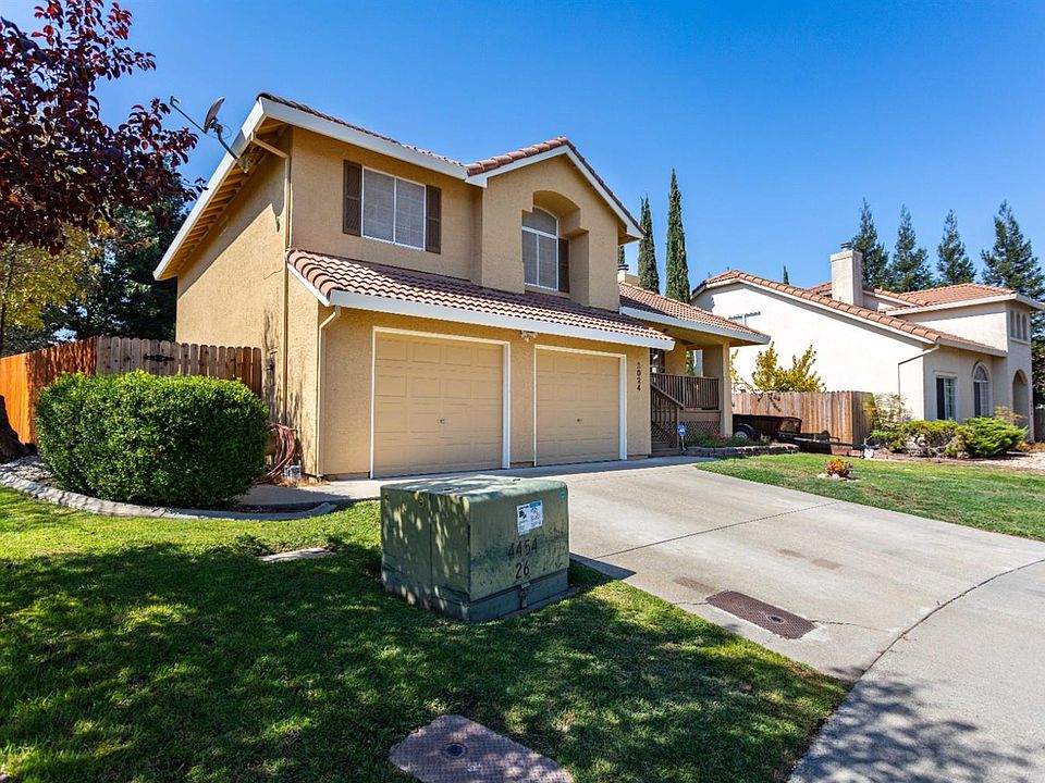 1st image of 2024 Mineral Springs Dr