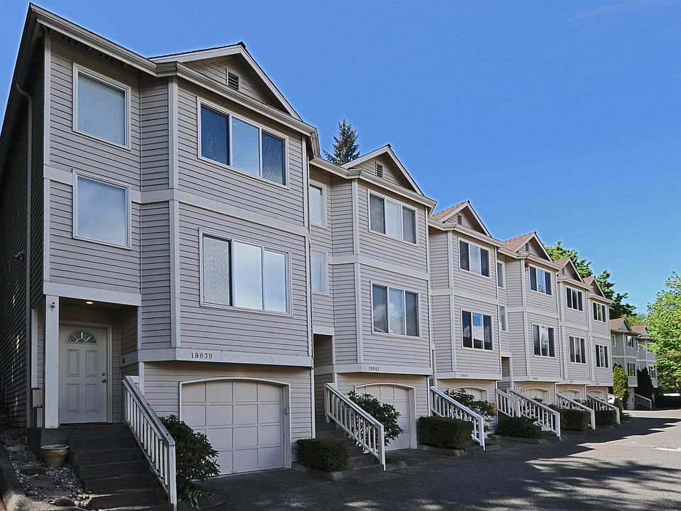 1st image of 19643 15th Ave NE