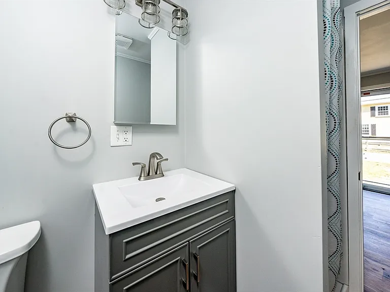 151 Seaview Ave #A — Photo 11